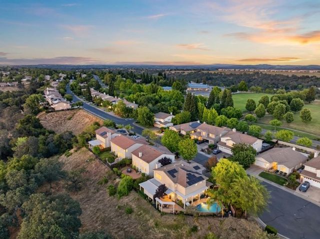 3006 Fox Hill Dr, Rocklin, CA 95765