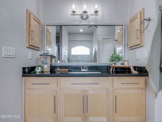 11548 PORFIRIO PAYAN Drive, El Paso, TX 79934