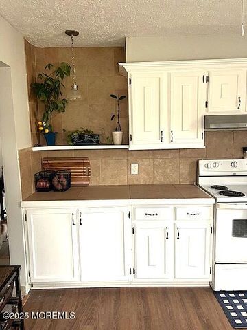 105 Lexington Drive, Little Egg Harbor, NJ 08087