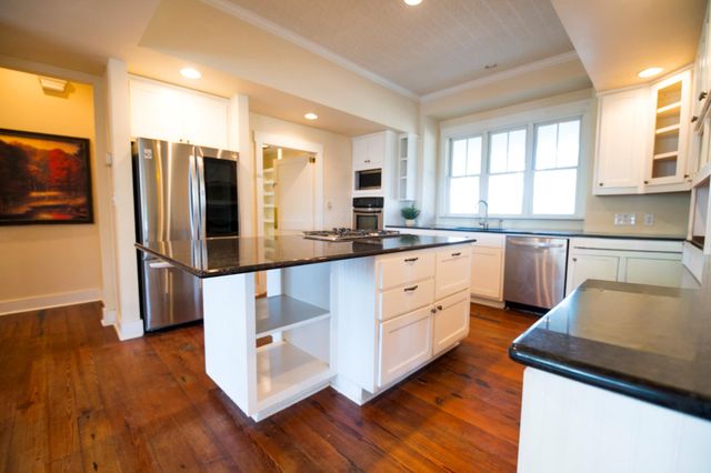 20110 Victoria Chase RD, Lago Vista, TX 78645