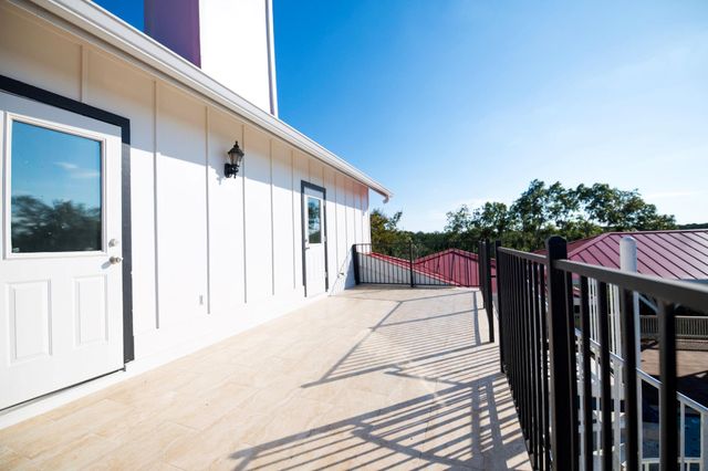 20110 Victoria Chase RD, Lago Vista, TX 78645