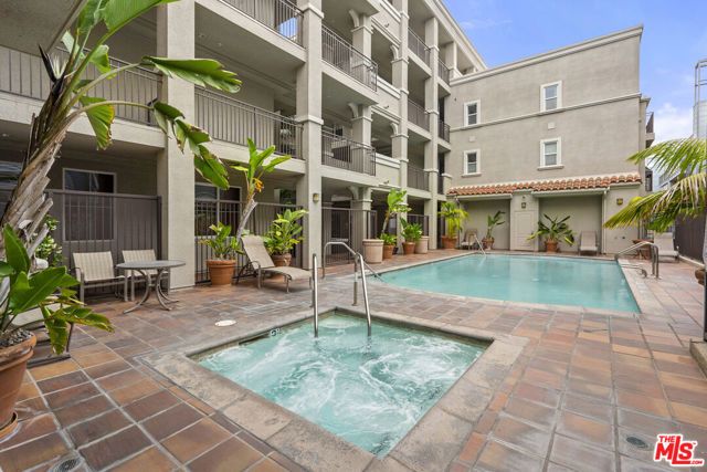 4060 Glencoe Avenue 301, Marina Del Rey, CA 90292