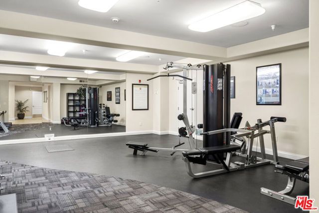 4060 Glencoe Avenue 301, Marina Del Rey, CA 90292