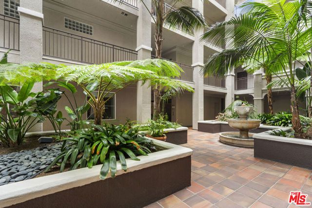4060 Glencoe Avenue 301, Marina Del Rey, CA 90292
