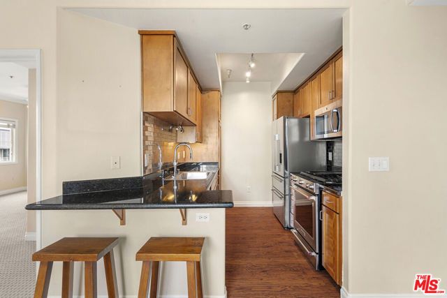 4060 Glencoe Avenue 301, Marina Del Rey, CA 90292