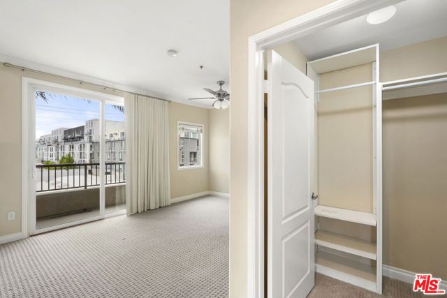4060 Glencoe Avenue 301, Marina Del Rey, CA 90292