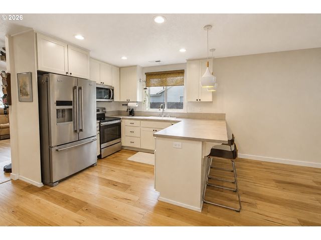 185 W CHRISTY Ct, Yacolt, WA 98675