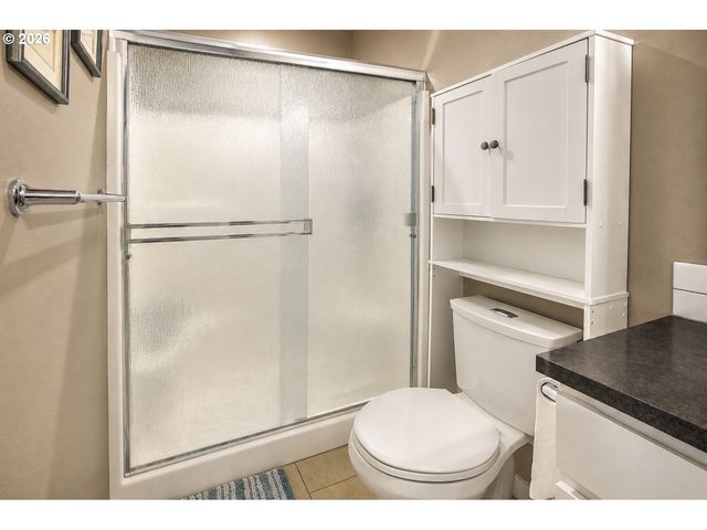 185 W CHRISTY Ct, Yacolt, WA 98675