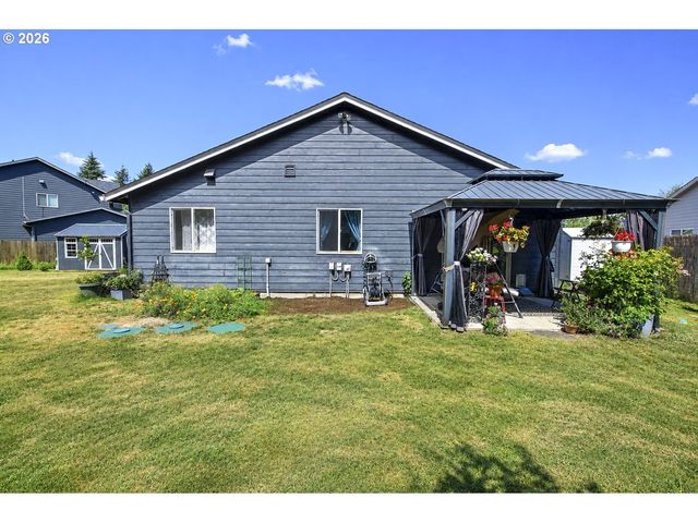 185 W CHRISTY Ct, Yacolt, WA 98675
