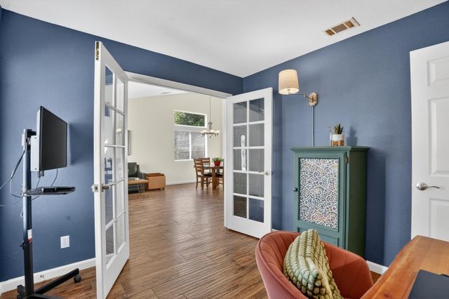 3822 Trestle Glen Ct, Cameron Park, CA 95682