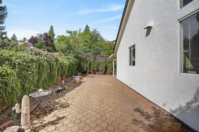 3822 Trestle Glen Ct, Cameron Park, CA 95682