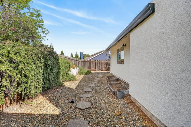 3822 Trestle Glen Ct, Cameron Park, CA 95682