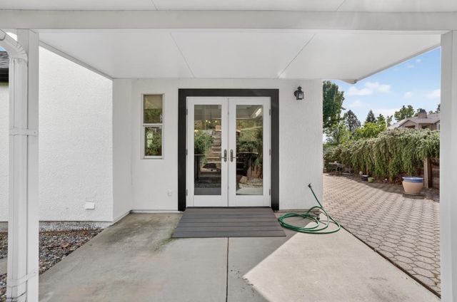 3822 Trestle Glen Ct, Cameron Park, CA 95682