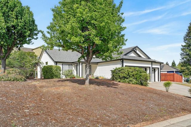 3822 Trestle Glen Ct, Cameron Park, CA 95682