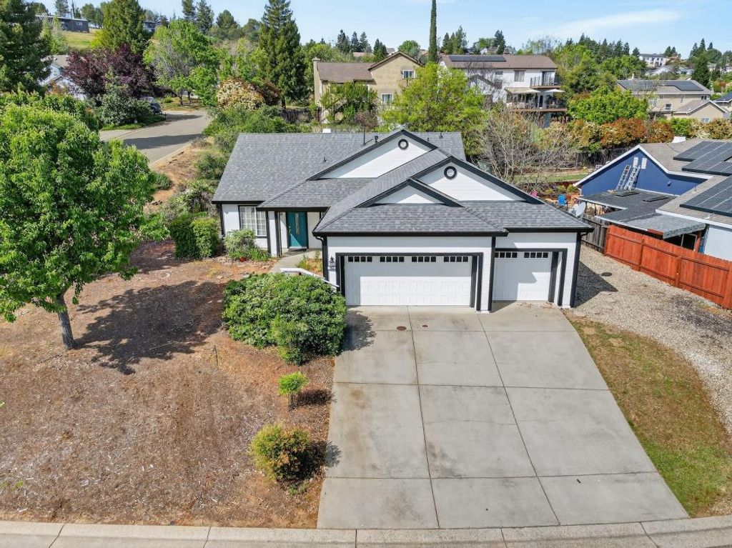 3822 Trestle Glen Ct, Cameron Park, CA 95682