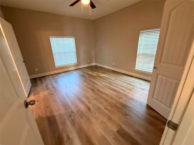 301 Mineral Wells Street, Terrell, TX 75160