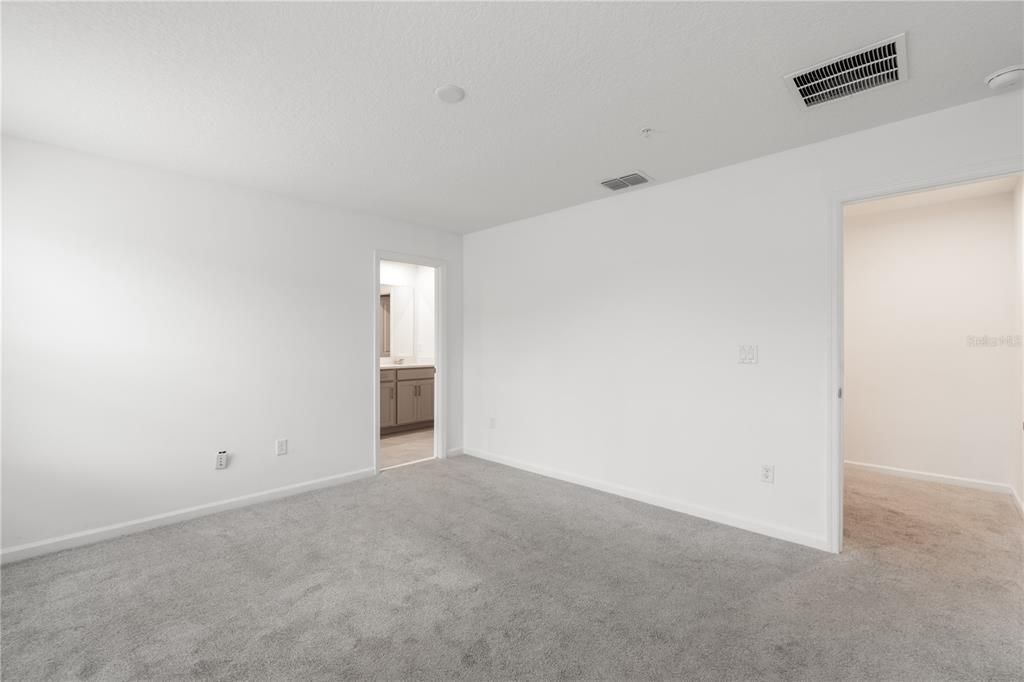 Image 12 of property listing at 11607 SUNSAIL AVENUE, Orlando, FL 32832