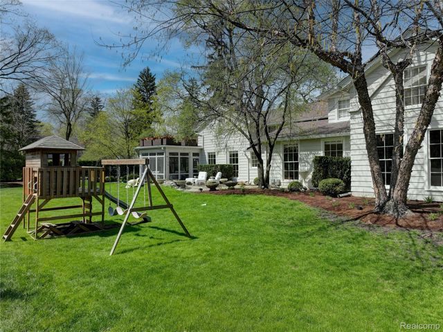 146 Puritan Avenue, Birmingham, MI 48009