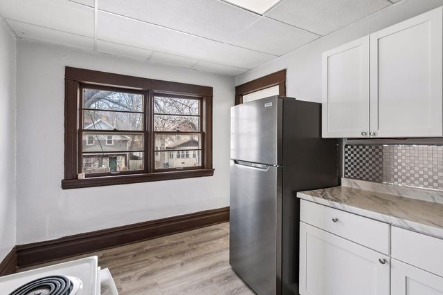 2326 Bryant Avenue N, Minneapolis, MN 55411