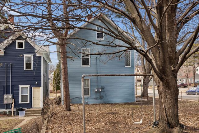 2326 Bryant Avenue N, Minneapolis, MN 55411