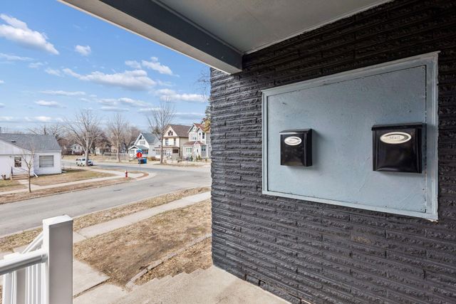 2326 Bryant Avenue N, Minneapolis, MN 55411