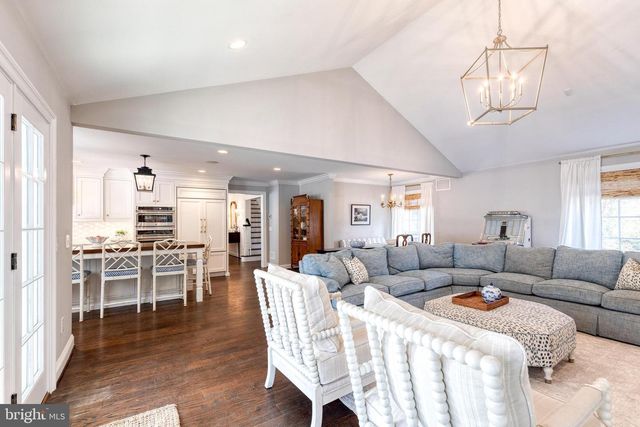 1808 CIRCLE RD, Baltimore, MD 21204