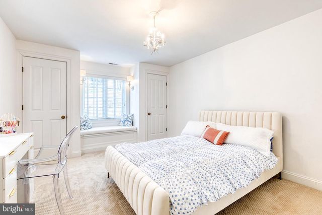 1808 CIRCLE RD, Baltimore, MD 21204