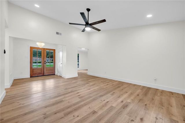 6025 Howells Ferry Road, Mobile, AL 36618