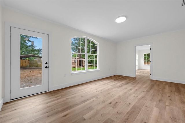 6025 Howells Ferry Road, Mobile, AL 36618