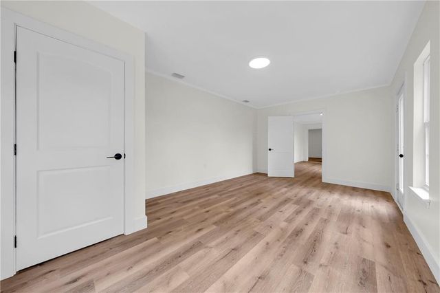 6025 Howells Ferry Road, Mobile, AL 36618
