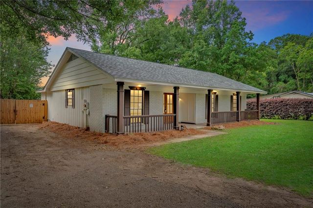 6025 Howells Ferry Road, Mobile, AL 36618