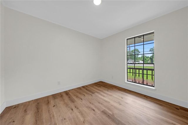 6025 Howells Ferry Road, Mobile, AL 36618