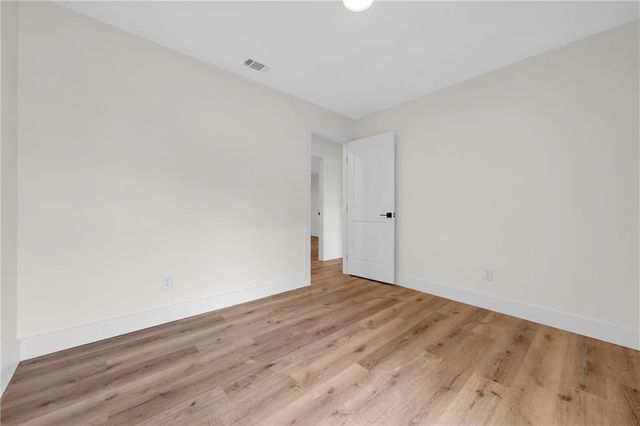 6025 Howells Ferry Road, Mobile, AL 36618