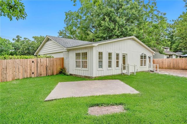 6025 Howells Ferry Road, Mobile, AL 36618