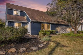 4188 Loch Drive, Highland, MI 48357