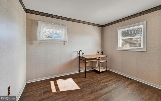 3813 SYLVAN DR, York, PA 17402