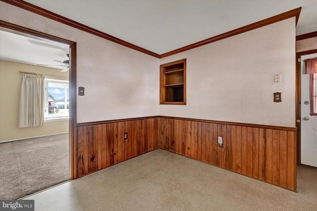 3813 SYLVAN DR, York, PA 17402