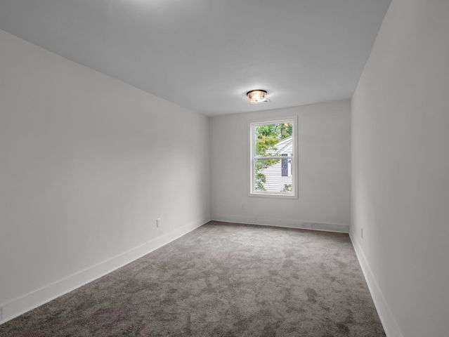 445 E Buford St, Gaffney, SC 29340
