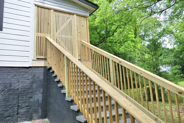 445 E Buford St, Gaffney, SC 29340