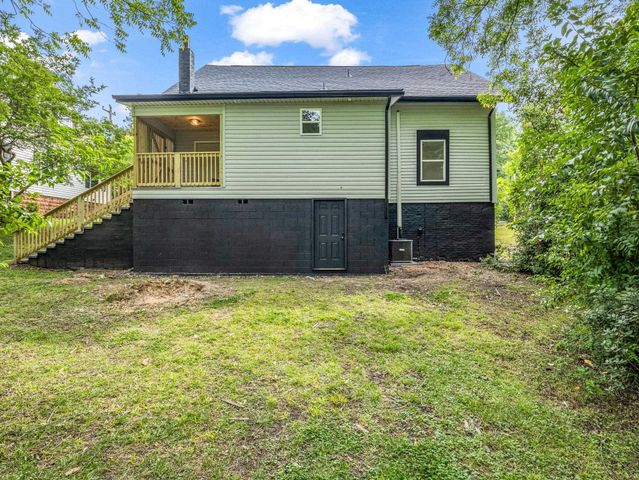 445 E Buford St, Gaffney, SC 29340