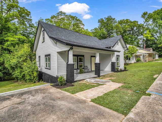445 E Buford St, Gaffney, SC 29340