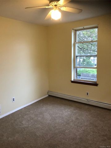 1887 Joshuas Path 2, Central Islip, NY 11722