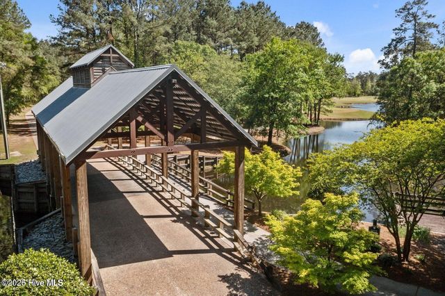 175 Southern Magnolia Lane, Wallace, NC 28466