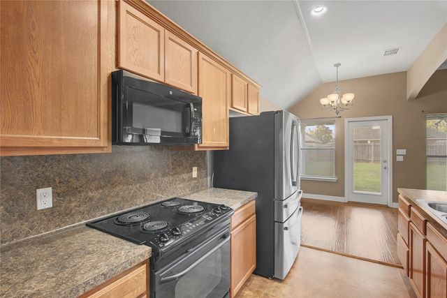 3212 Grand Lake Drive, Bossier City, LA 71111