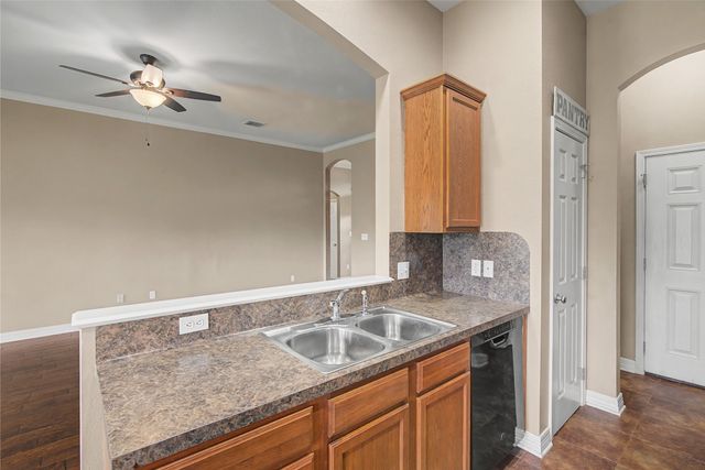 3212 Grand Lake Drive, Bossier City, LA 71111