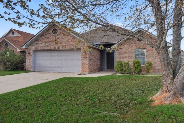 3212 Grand Lake Drive, Bossier City, LA 71111