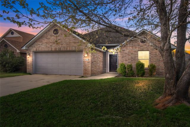 3212 Grand Lake Drive, Bossier City, LA 71111