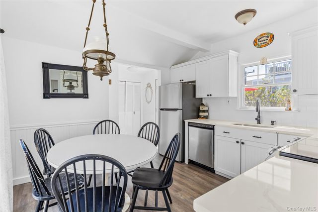449 Dehnhoff Walk, Ocean Beach, NY 11770