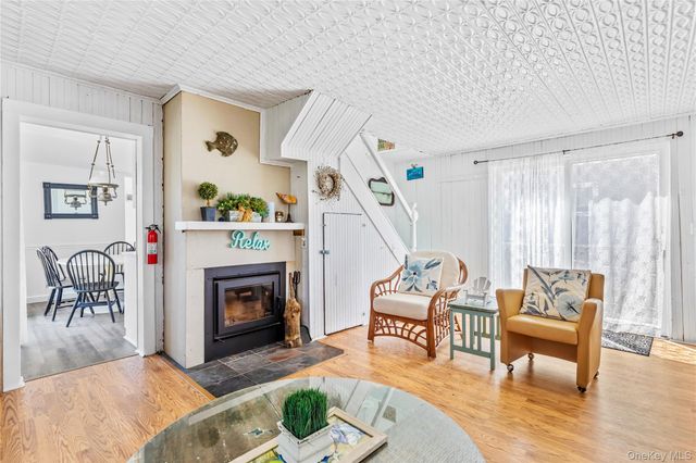 449 Dehnhoff Walk, Ocean Beach, NY 11770