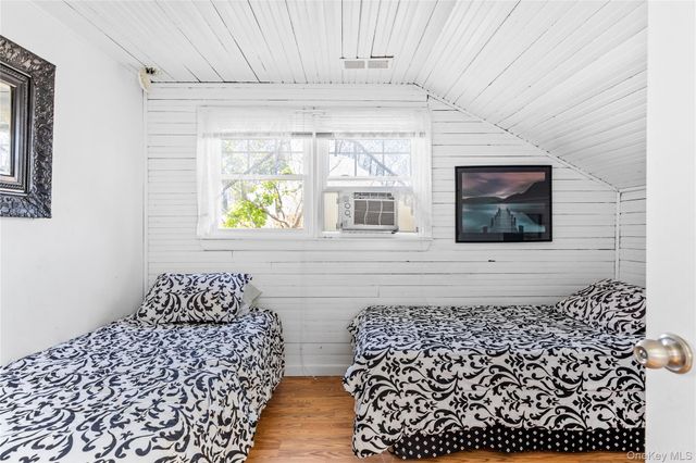 449 Dehnhoff Walk, Ocean Beach, NY 11770